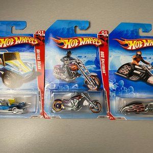 Hot Wheels Race World Collection - 3 Cars